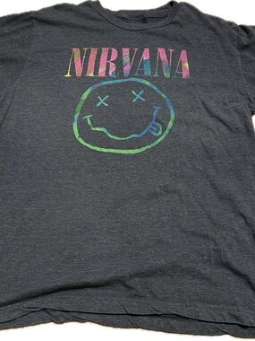 NIRVANA Multicolor Logo Smiley Graphic Tee - Charcoal